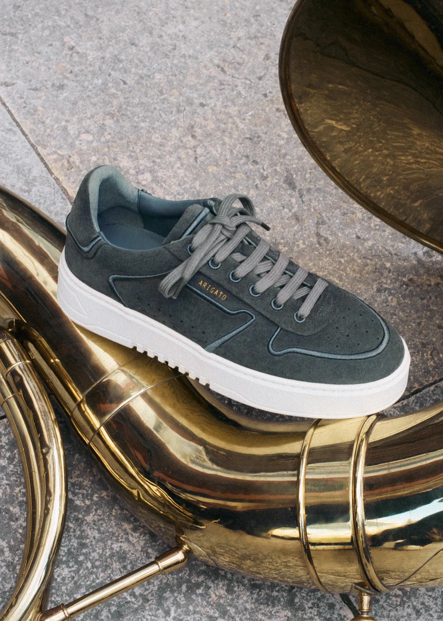 ORBIT EMBROIDERY SNEAKER DARK GREY/OFF WHITE
