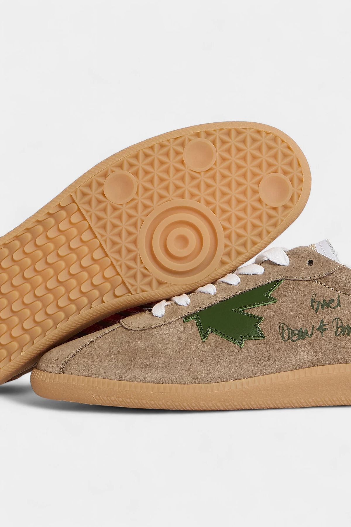 REBEL BEIGE SNEAKERS