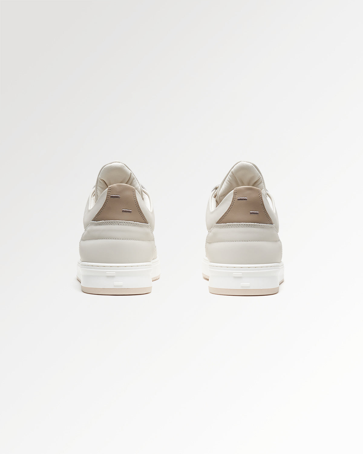 LOW TOP TECH CRUMBS OFF WHITE