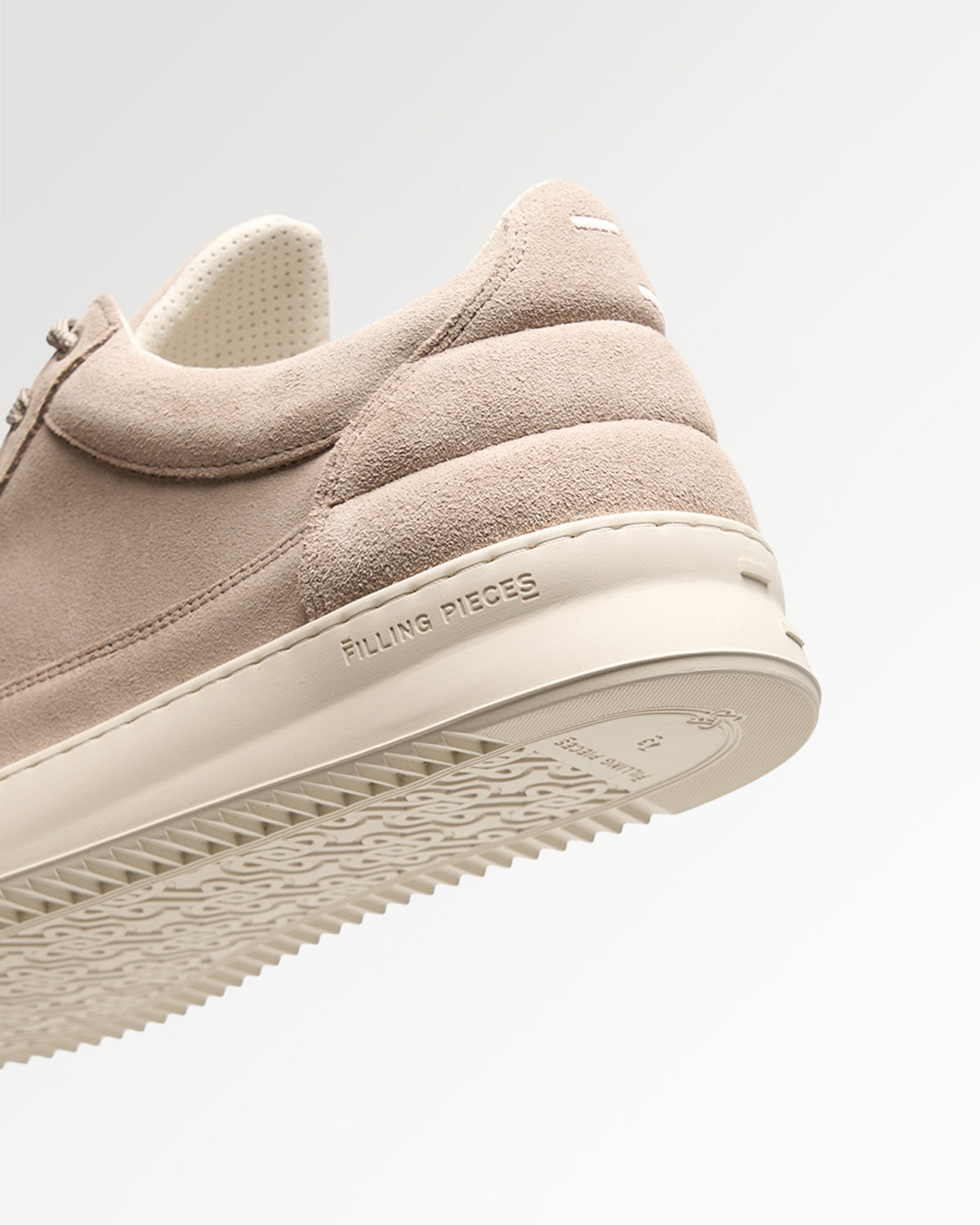 LOW TOP SUEDE PURE