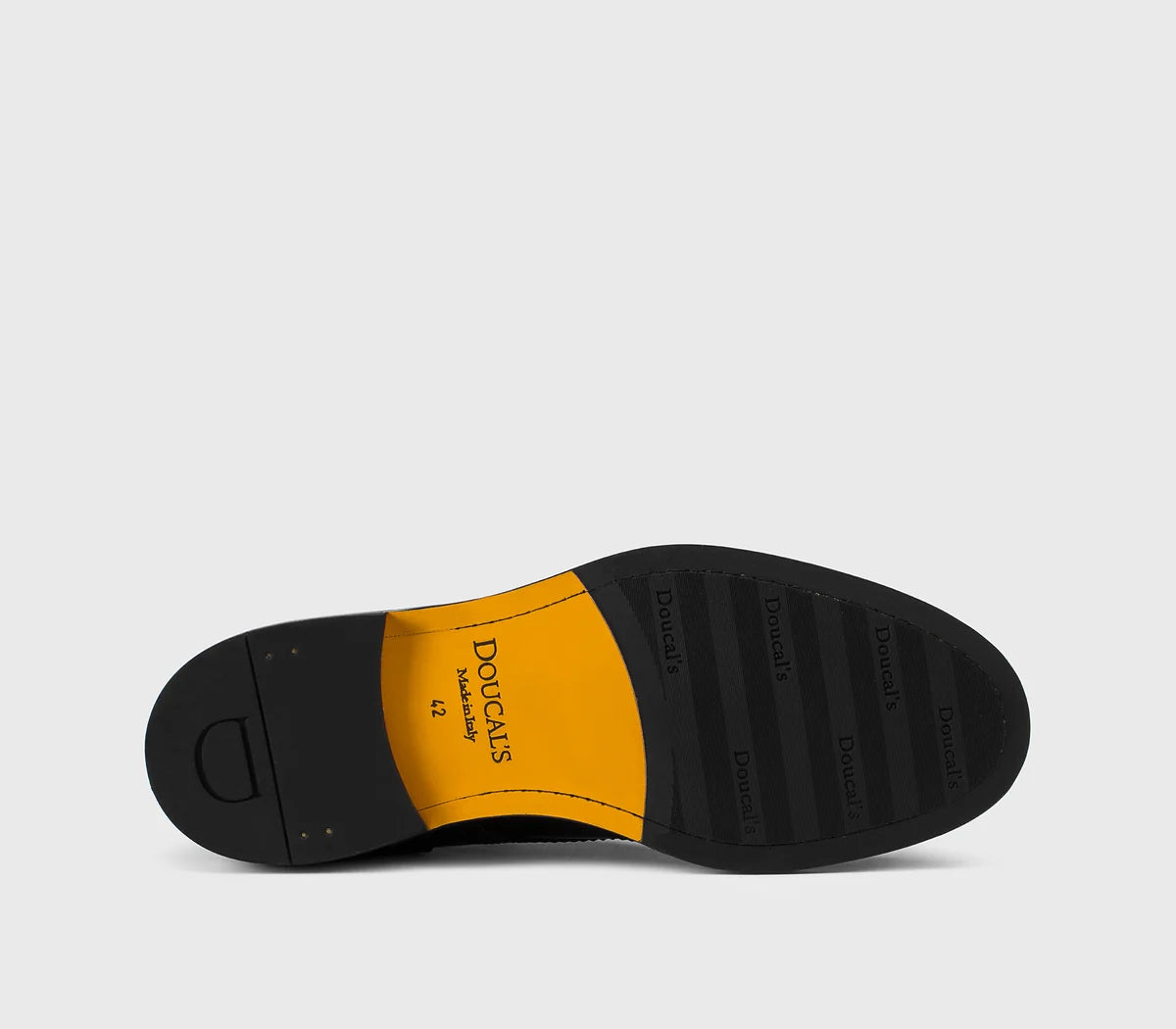 BLACK DOVETAIL LACE-UP