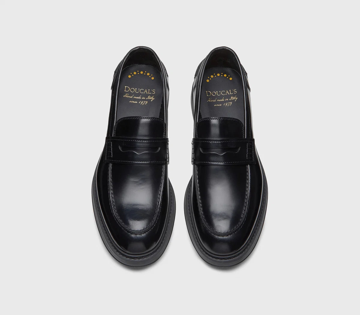 BLACK LIGHT LOAFER