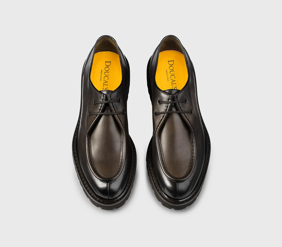 DARK BROWN TWO-HOLE LACE-UPS