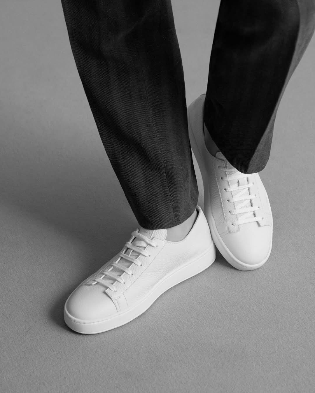 WHITE TUMBLED LEATHER SNEAKER