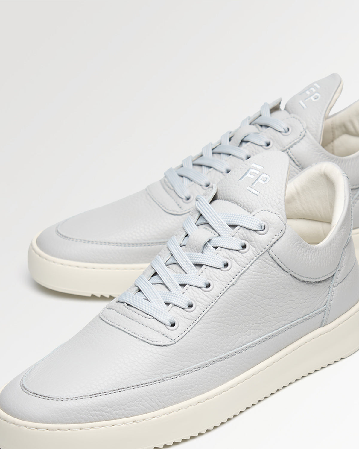 LOW TOP GRAIN GREY
