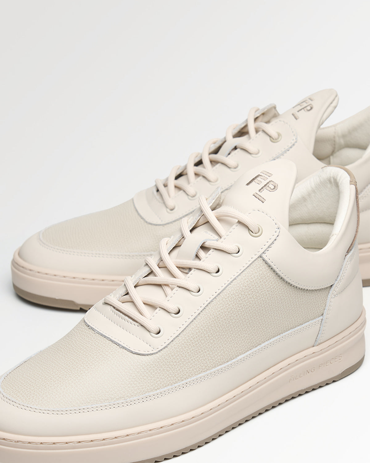 LOW TOP TECH CRUMBS OFF WHITE/TAUPE