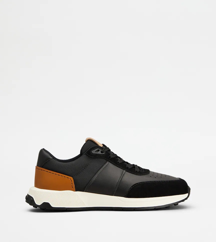 TOD'S BLACK SNEAKERS