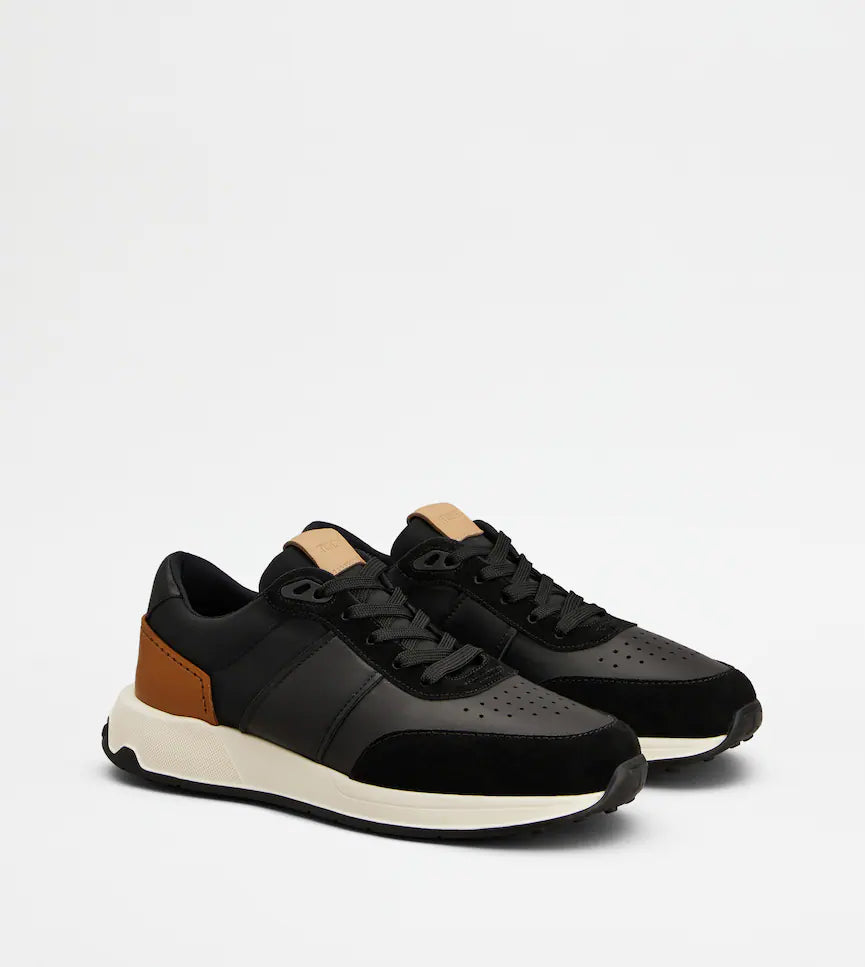 TOD'S BLACK SNEAKERS