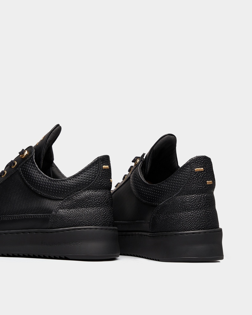 LOW TOP ATEN ALL BLACK