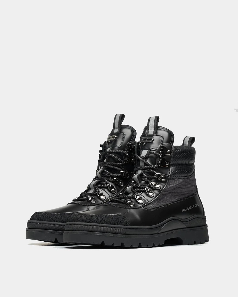 MOUNTAIN BOOT QUARTZ BLACK