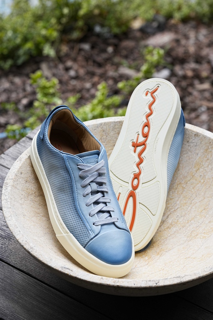 MEN'S POLISHED BLUE LEATHER PERFORATED SNEAKER