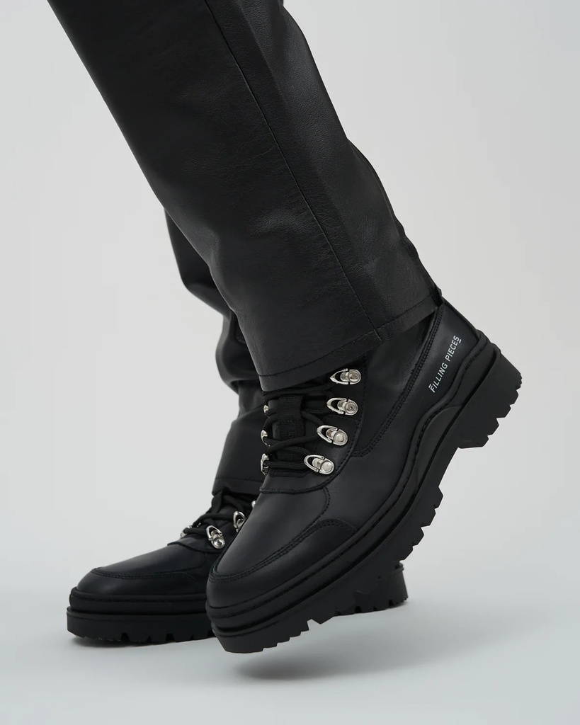 MOUNTAIN BOOT NAPPA BLACK