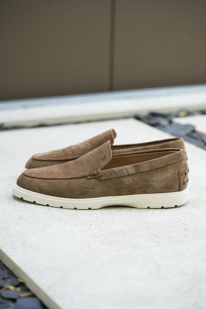 TOD'S SLIPPER LOAFERS BROWN