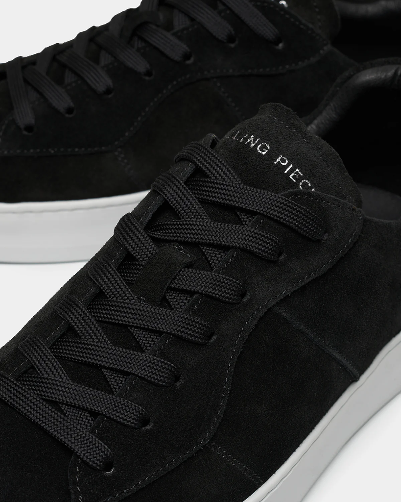 COURT SUEDE BLACK