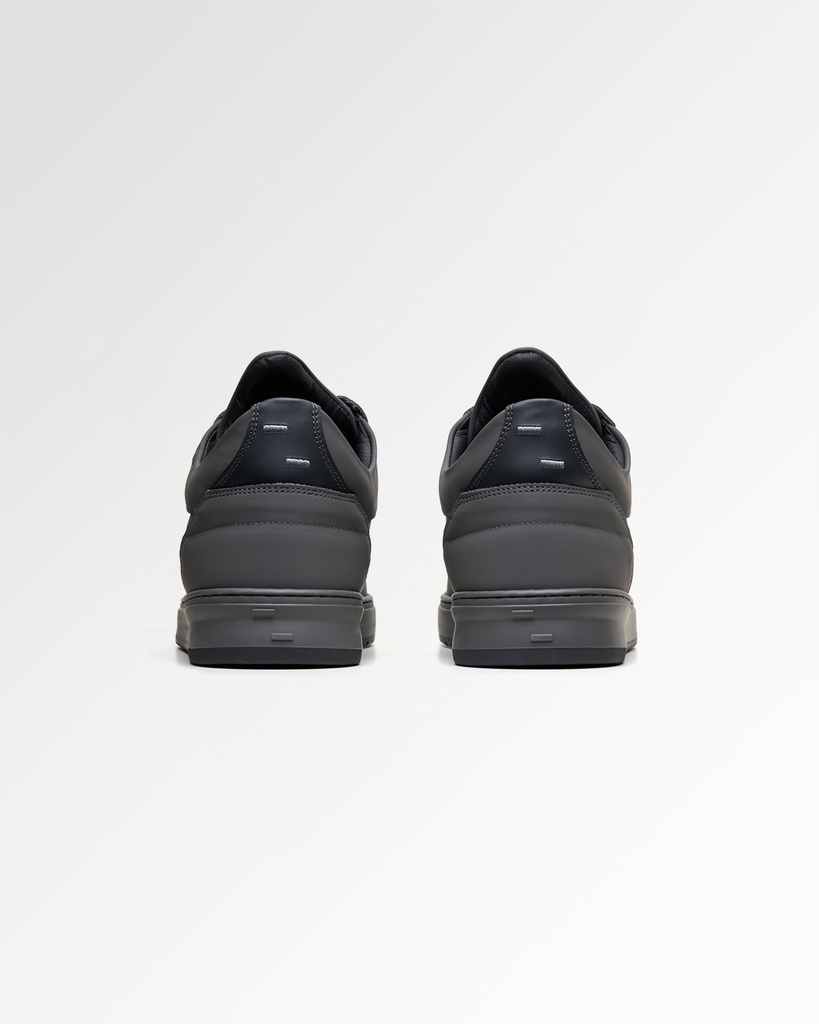 LOW TOP TECH CRUMBS ALL GREY