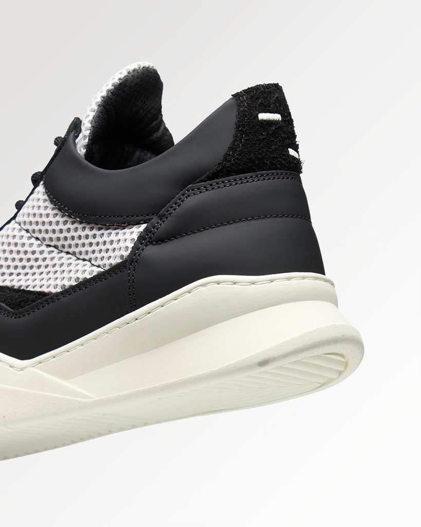 LOW TOP GHOST MESH BLACK