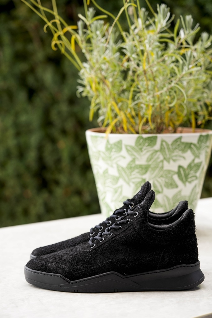 LOW TOP GHOST FUZZ BLACK