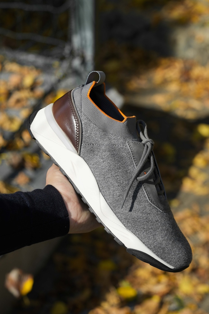 MEN’S GREY STRETCH KNIT SNEAKER