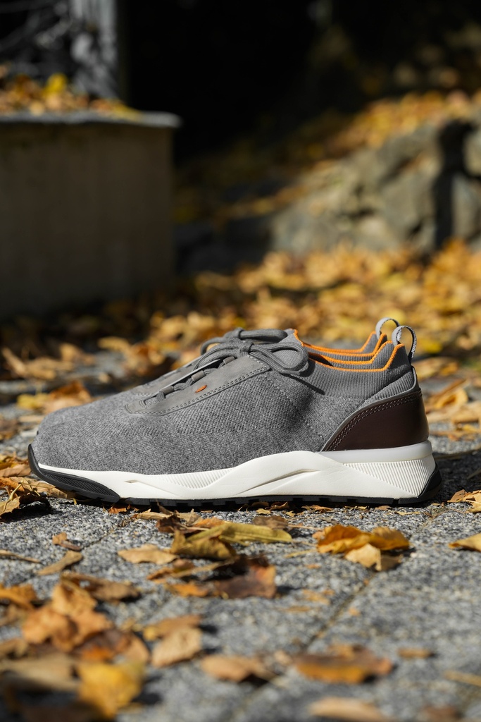 MEN’S GREY STRETCH KNIT SNEAKER