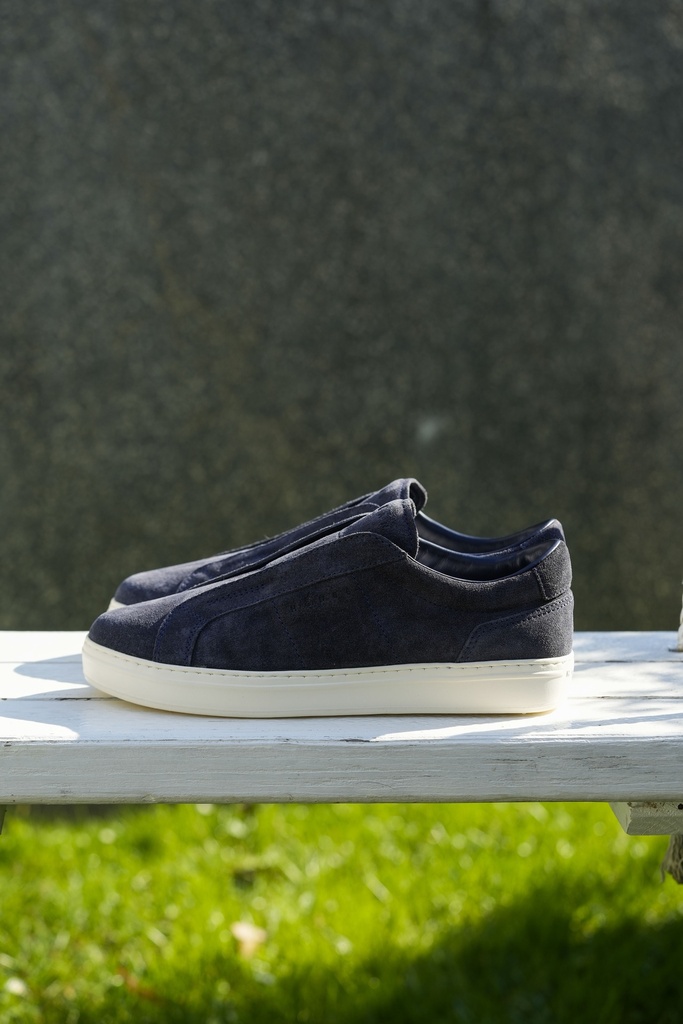 H-TV BLUE SLIP-ON
