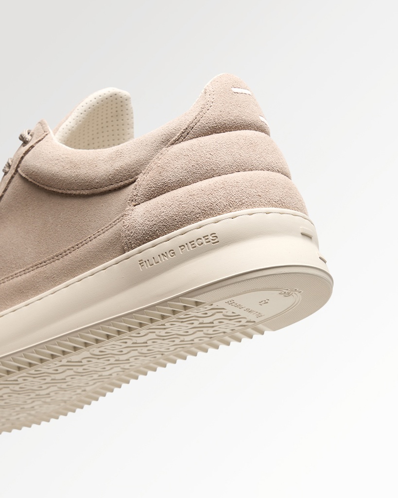 LOW TOP SUEDE PURE