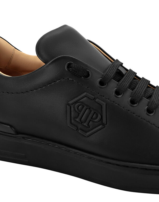 LO-TOP SNEAKERS HEXAGON BLACK